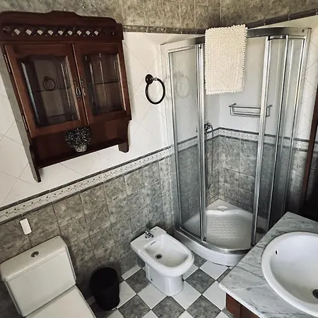 Extraordinaria Con Piscina Y Chimenea Сasa de vacaciones *